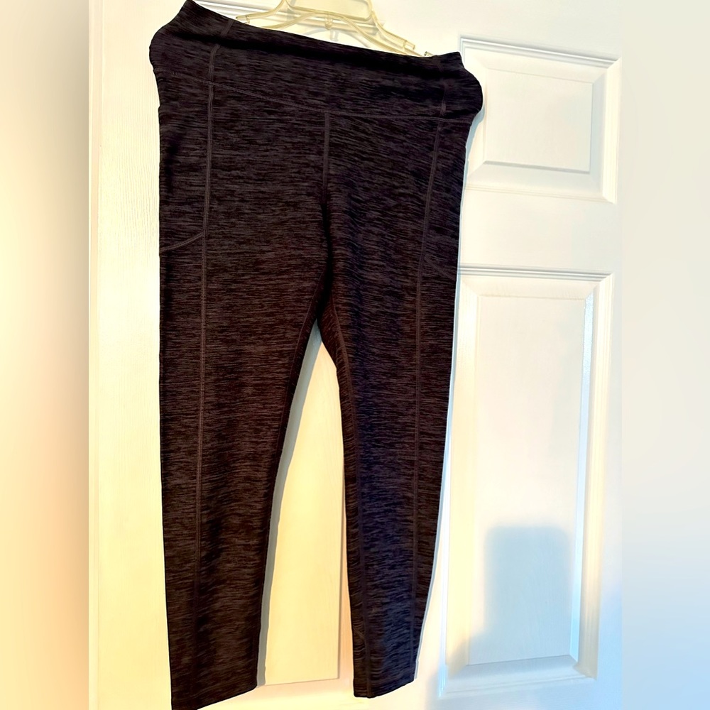 New with original tags Victoria secret yoga pants with side pockets